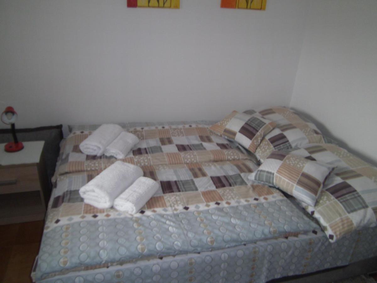 Apartman Ludmila Huncovce Exterior foto